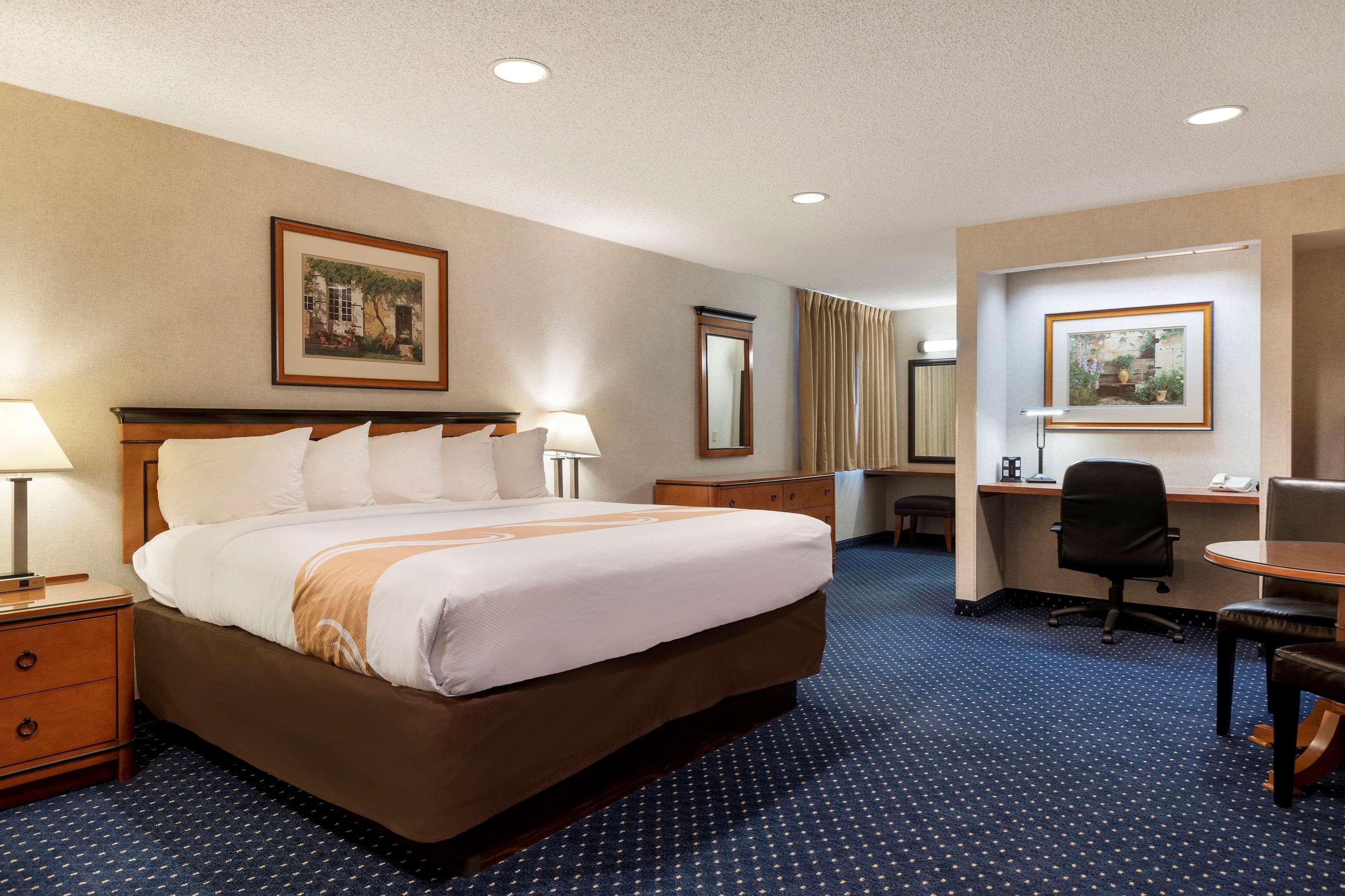 Quality Inn Auburn Hills - Detroit North Ngoại thất bức ảnh