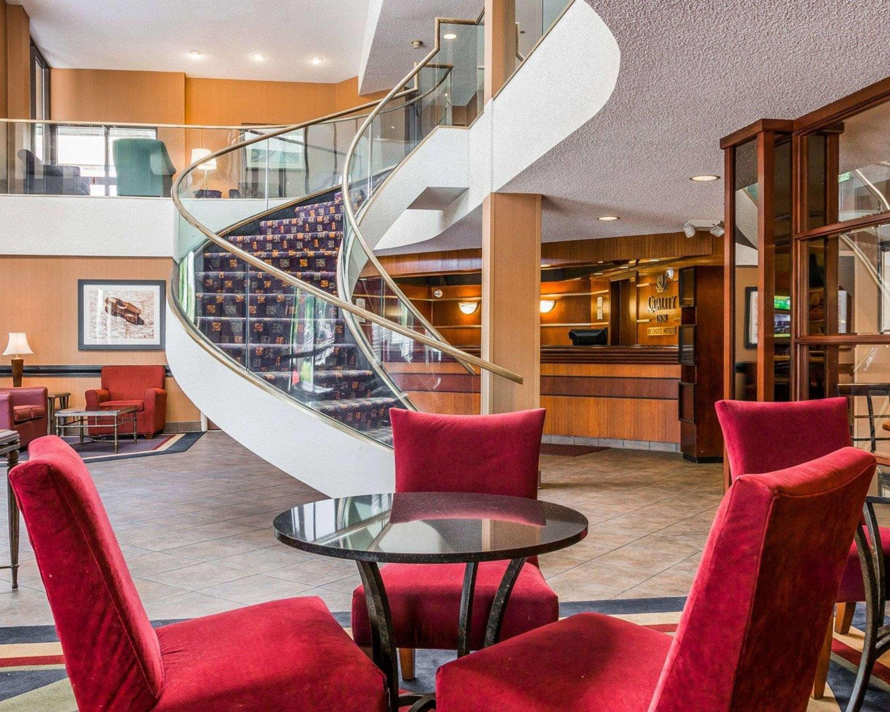 Quality Inn Auburn Hills - Detroit North Ngoại thất bức ảnh