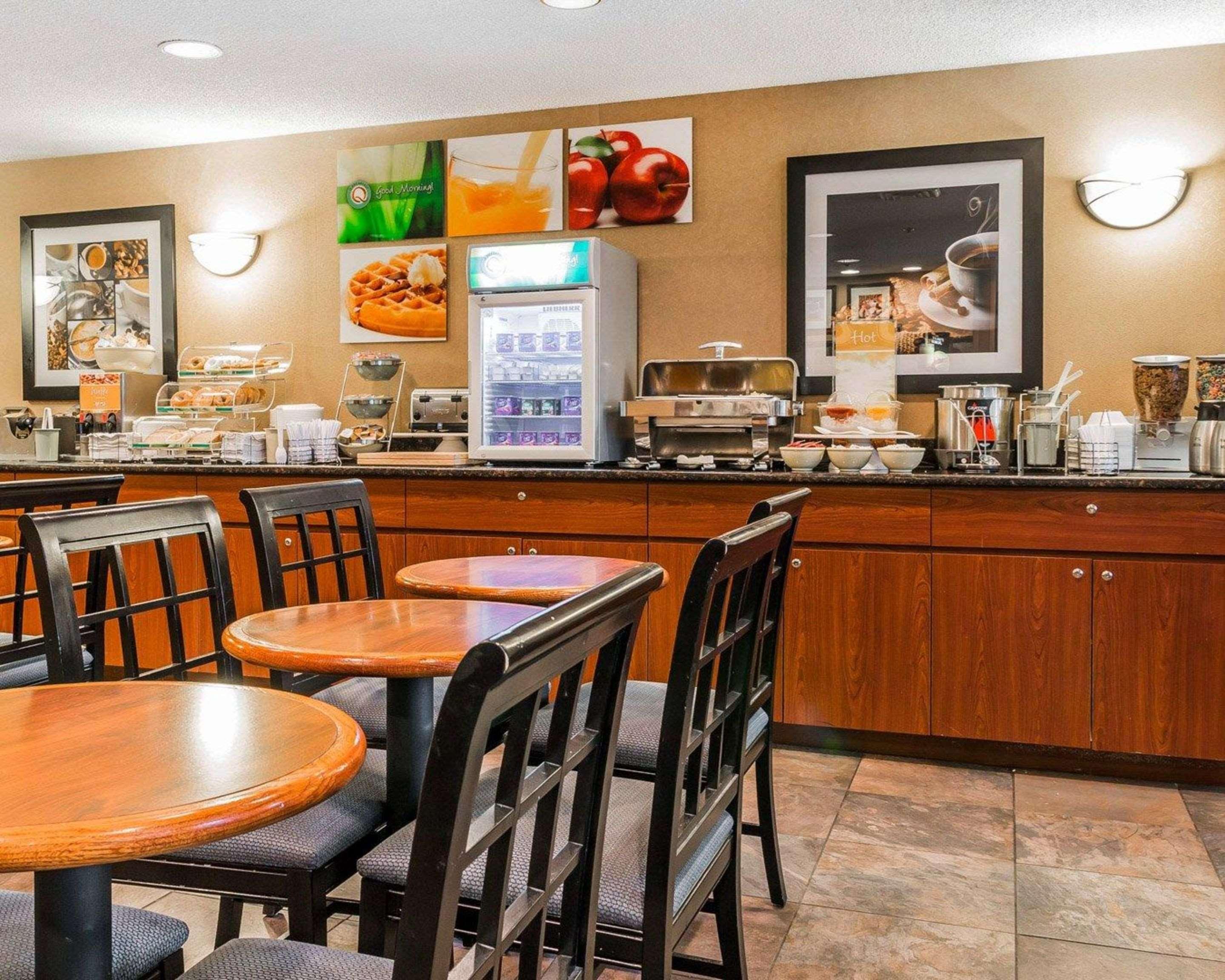 Quality Inn Auburn Hills - Detroit North Ngoại thất bức ảnh