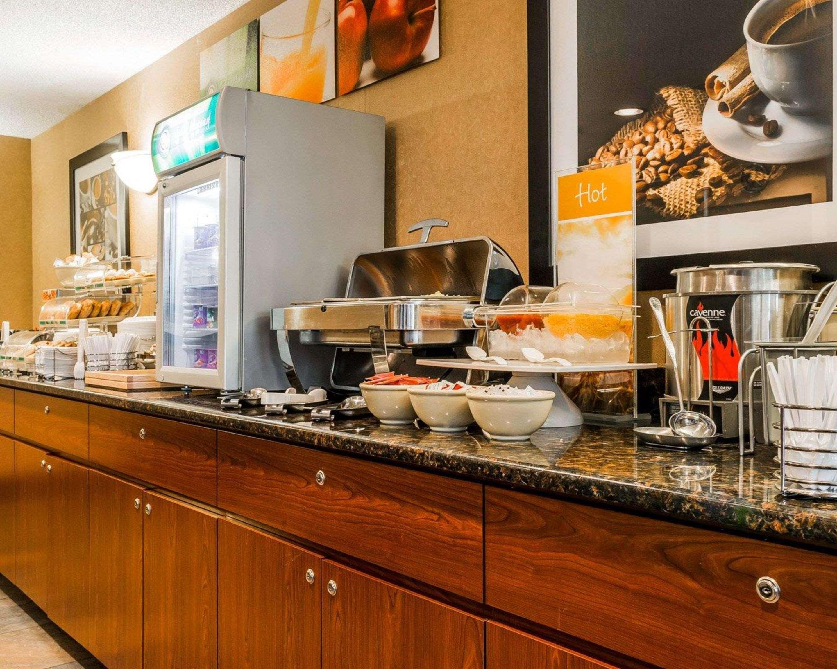 Quality Inn Auburn Hills - Detroit North Ngoại thất bức ảnh