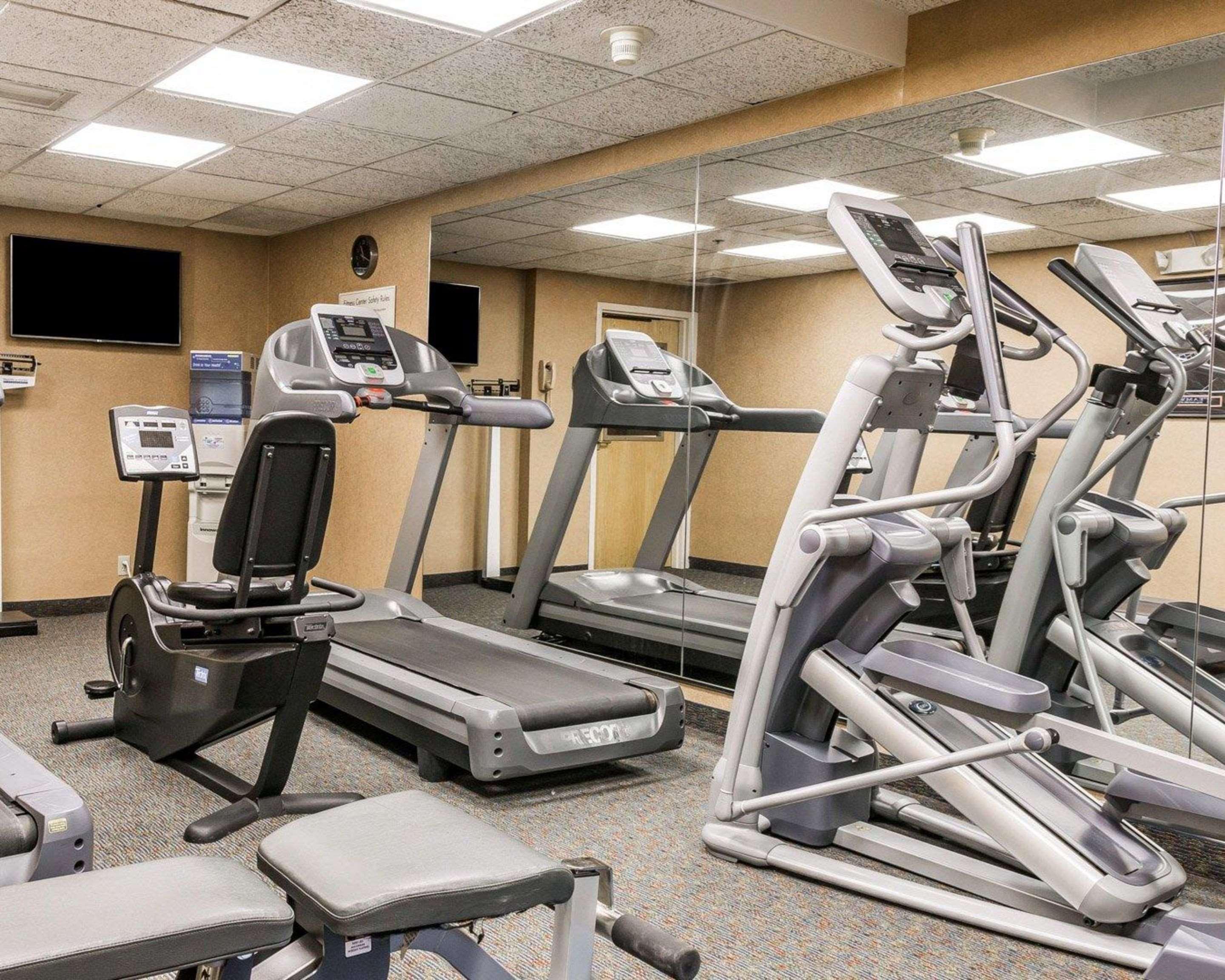 Quality Inn Auburn Hills - Detroit North Ngoại thất bức ảnh